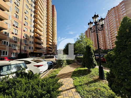 3-комнатная квартира (77.1 кв.м.)